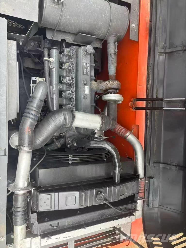 Doosan DX 225 Gravemaskiner på larvebånd