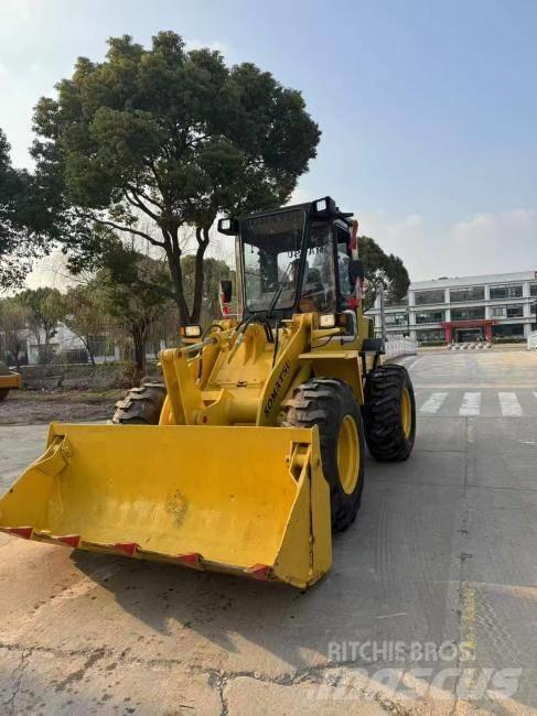 Komatsu WA 100 Læssemaskiner på hjul