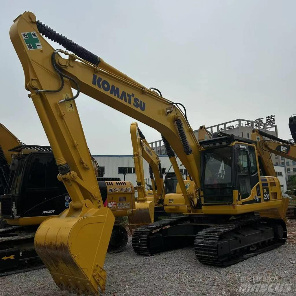 Komatsu 200-8 Gravemaskiner på larvebånd
