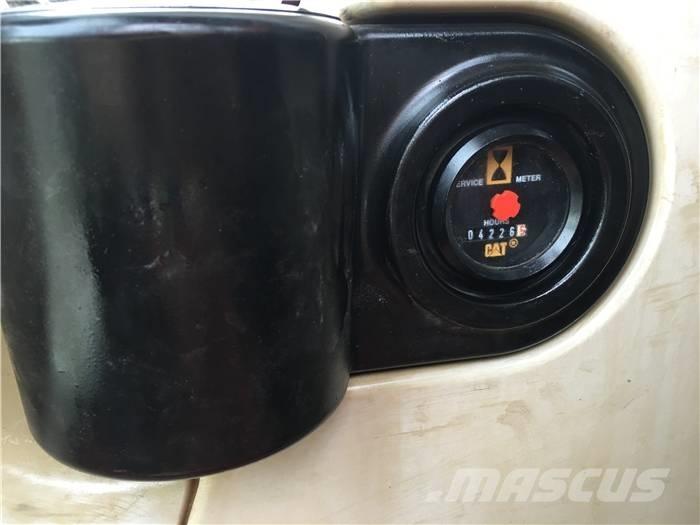 CAT 320 C L Gravemaskiner på larvebånd