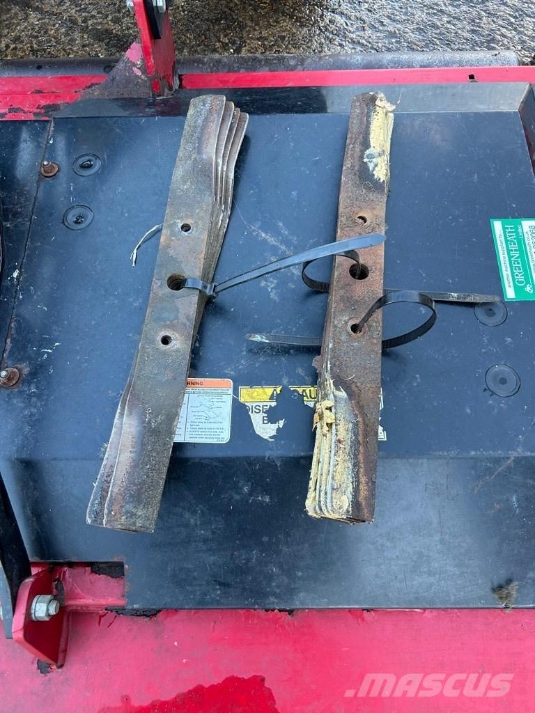 Progressive SDR-90 Monterede og efterspændte slåmaskiner