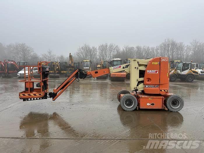 JLG E300AJP Andre lifte og platforme