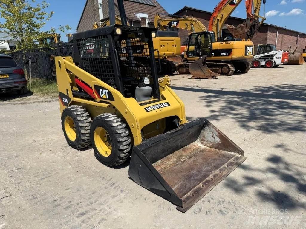 CAT 216B (226,S130) Minilæsser - skridstyret
