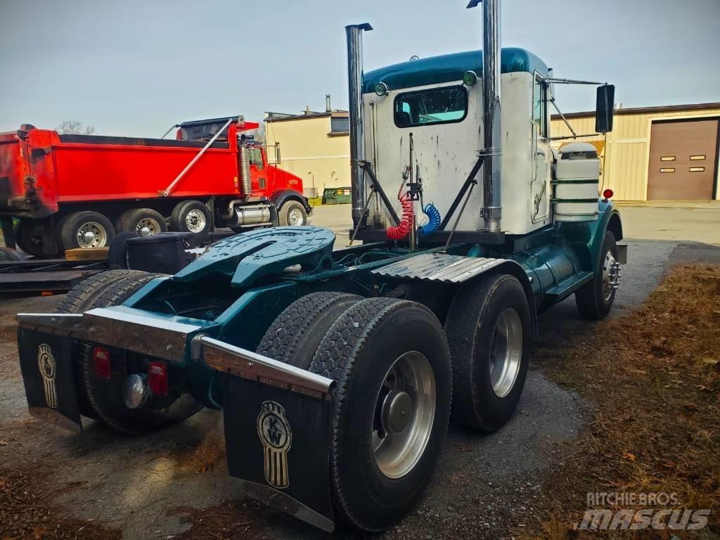 Kenworth 925 Andre lastbiler