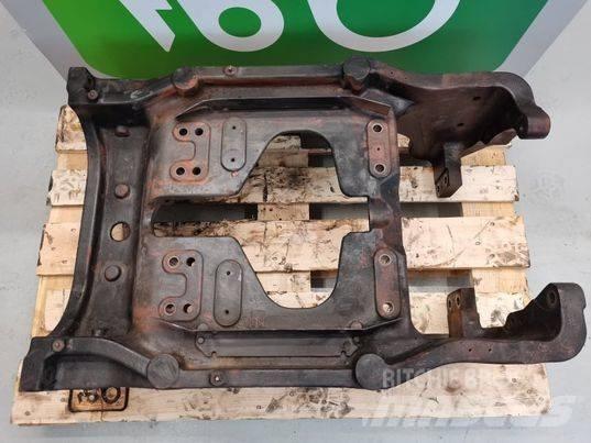 McCormick 120 frame Chassis og suspension