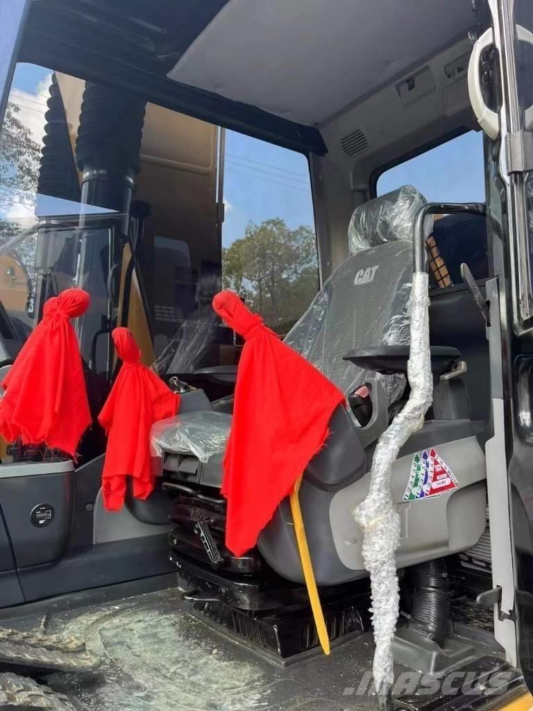CAT 313 Gravemaskiner på larvebånd