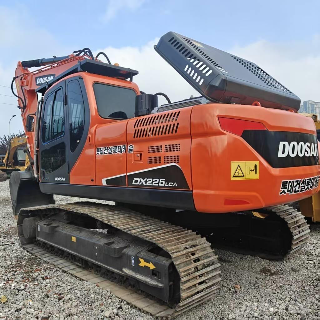 Doosan DX 225 LCA Gravemaskiner på larvebånd
