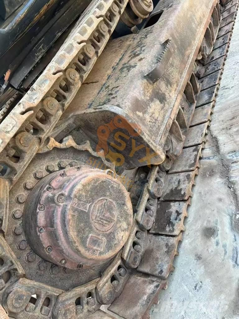 Hyundai Robex 520 VS Gravemaskiner på larvebånd