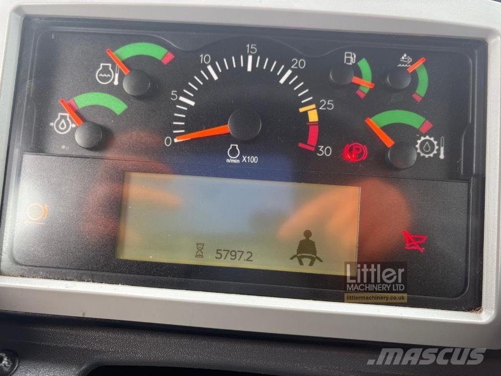 CAT 730 Terrængående lastbiler