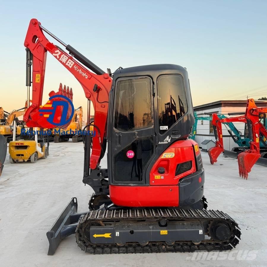 Kubota U 30 Minigravemaskiner