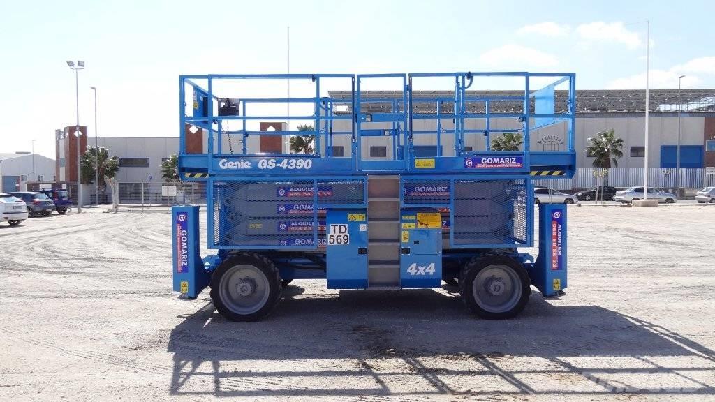 Genie GS 4390 RT Saxlifte