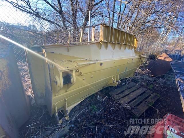 CAT D7E  U-blade, new Klinger