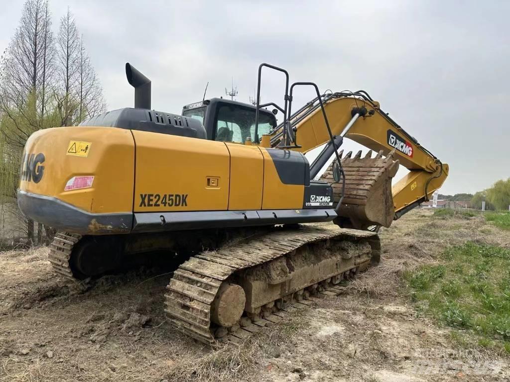 XCMG XE 245 DK Gravemaskiner på larvebånd