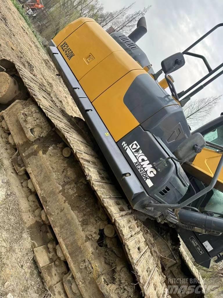 XCMG XE 245 DK Gravemaskiner på larvebånd