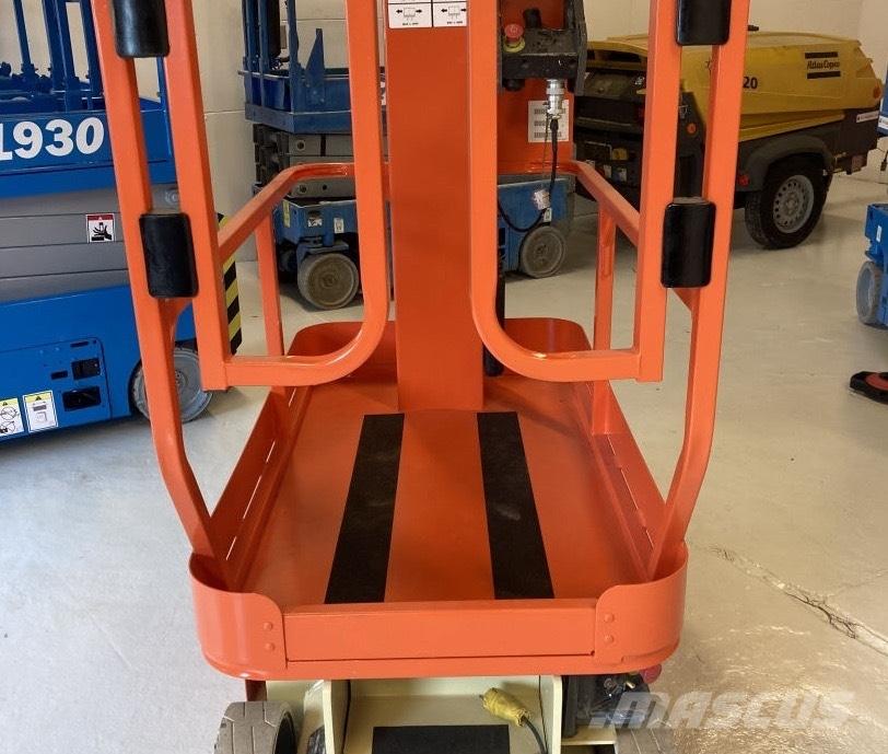 JLG 1230 ES Søjlelifte