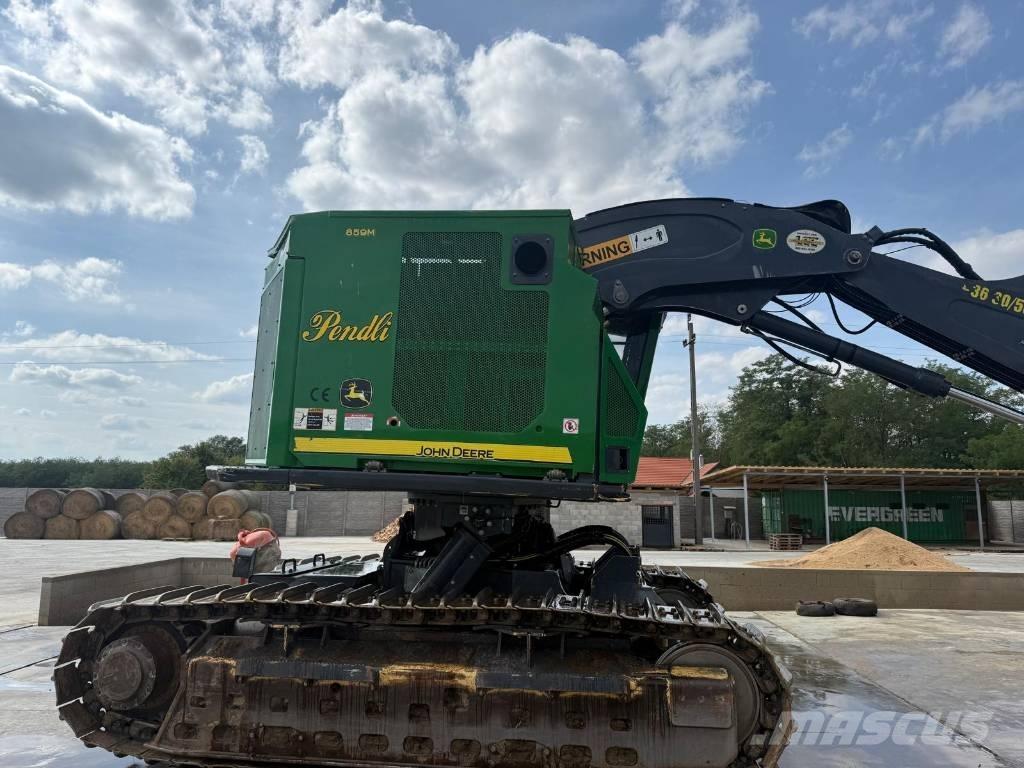 John Deere 859M Fældebunkelæggere