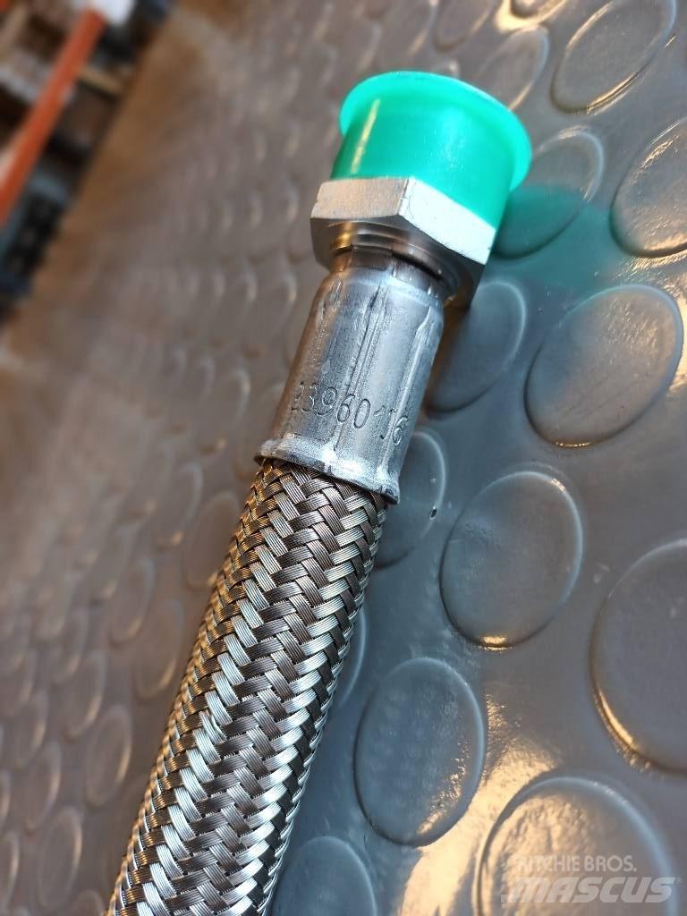 Volvo HOSE 23960136 Transport – Andet