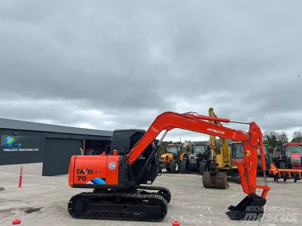 Hitachi Zaxis 70 Midi-gravemaskiner 7t - 12t