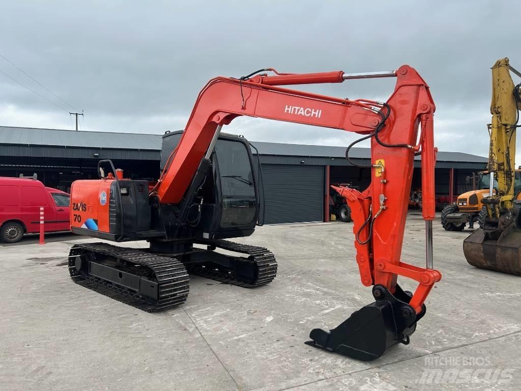Hitachi Zaxis 70 Midi-gravemaskiner 7t - 12t