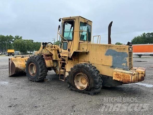 Komatsu WA 320-1 Læssemaskiner på hjul