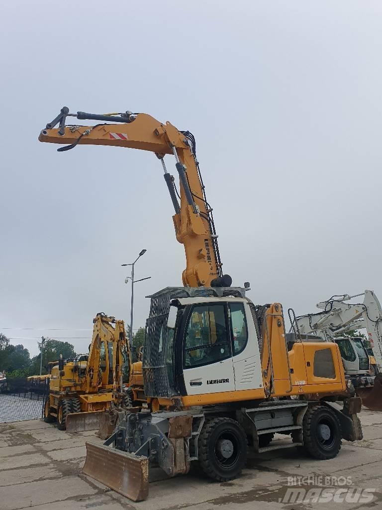 Liebherr LH 22 M Materialehåndteringsmaskiner
