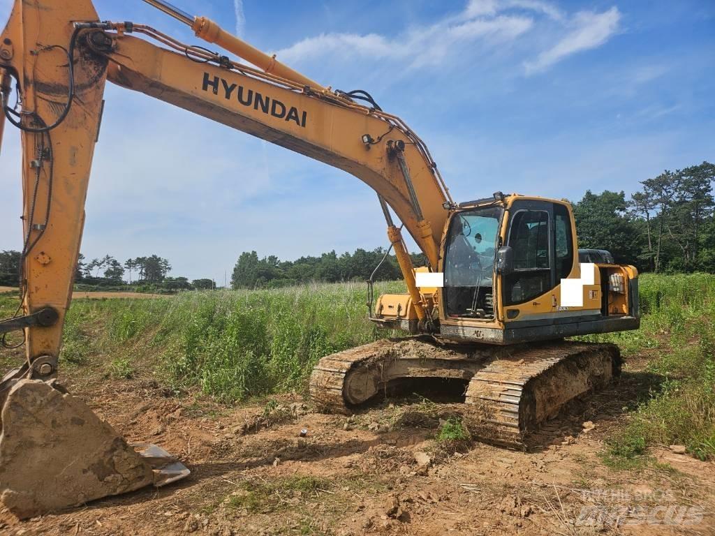 Hyundai Robex 220 LC Gravemaskiner på larvebånd