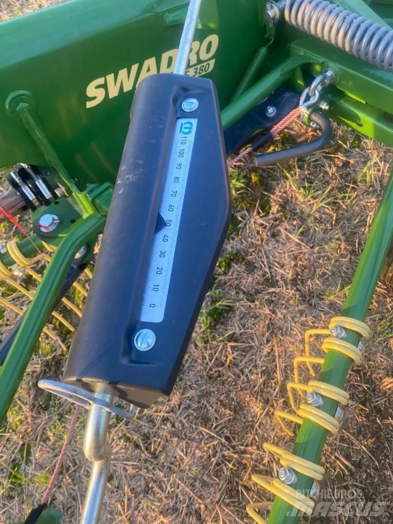 Krone Swadro 380 Hømaskiner