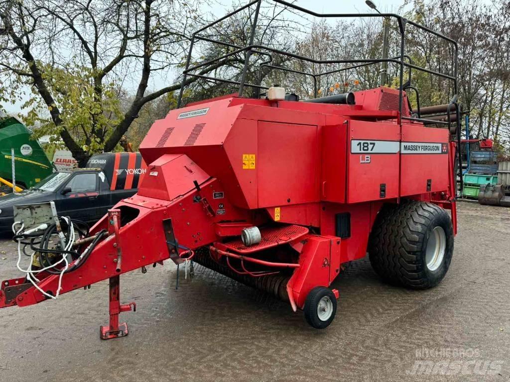 Massey Ferguson 187 Pressere til firkantede baller