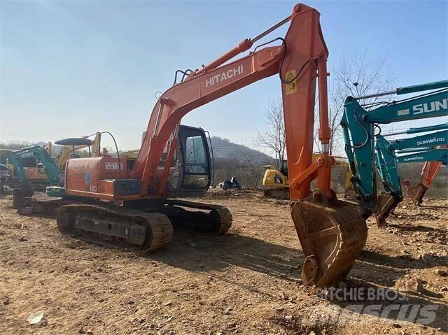 Hitachi EX 120 Gravemaskiner på larvebånd