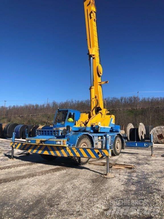 Kobelco RK 450 Kraner til hårdt terræn