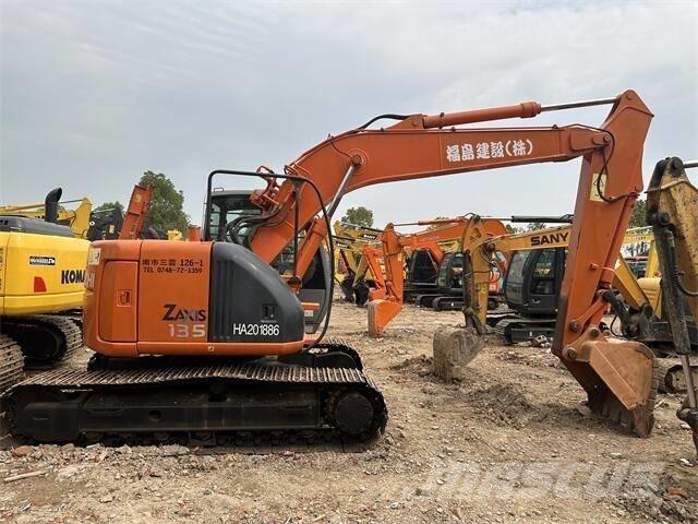 Hitachi ZX138 Gravemaskiner på larvebånd