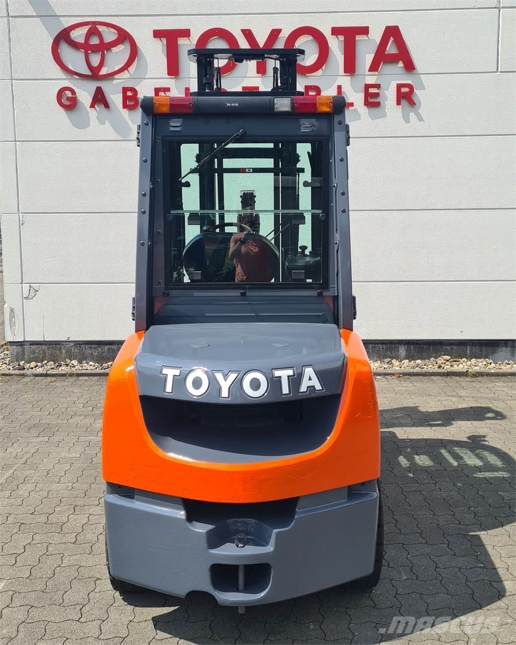 Toyota 02-8FDJF35 Diesel gaffeltrucks