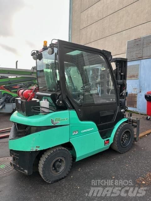 Mitsubishi FD 35 N Diesel gaffeltrucks