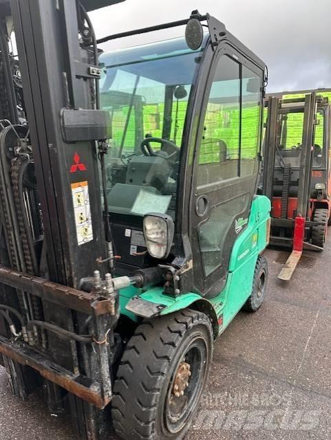 Mitsubishi FD 35 N Diesel gaffeltrucks