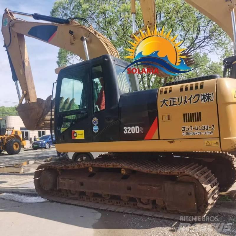 CAT 320d2 Gravemaskiner på larvebånd