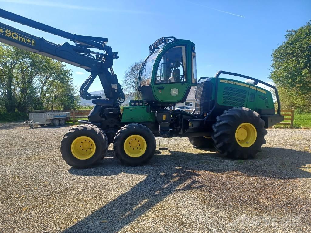 John Deere 1070e Skovningsmaskiner