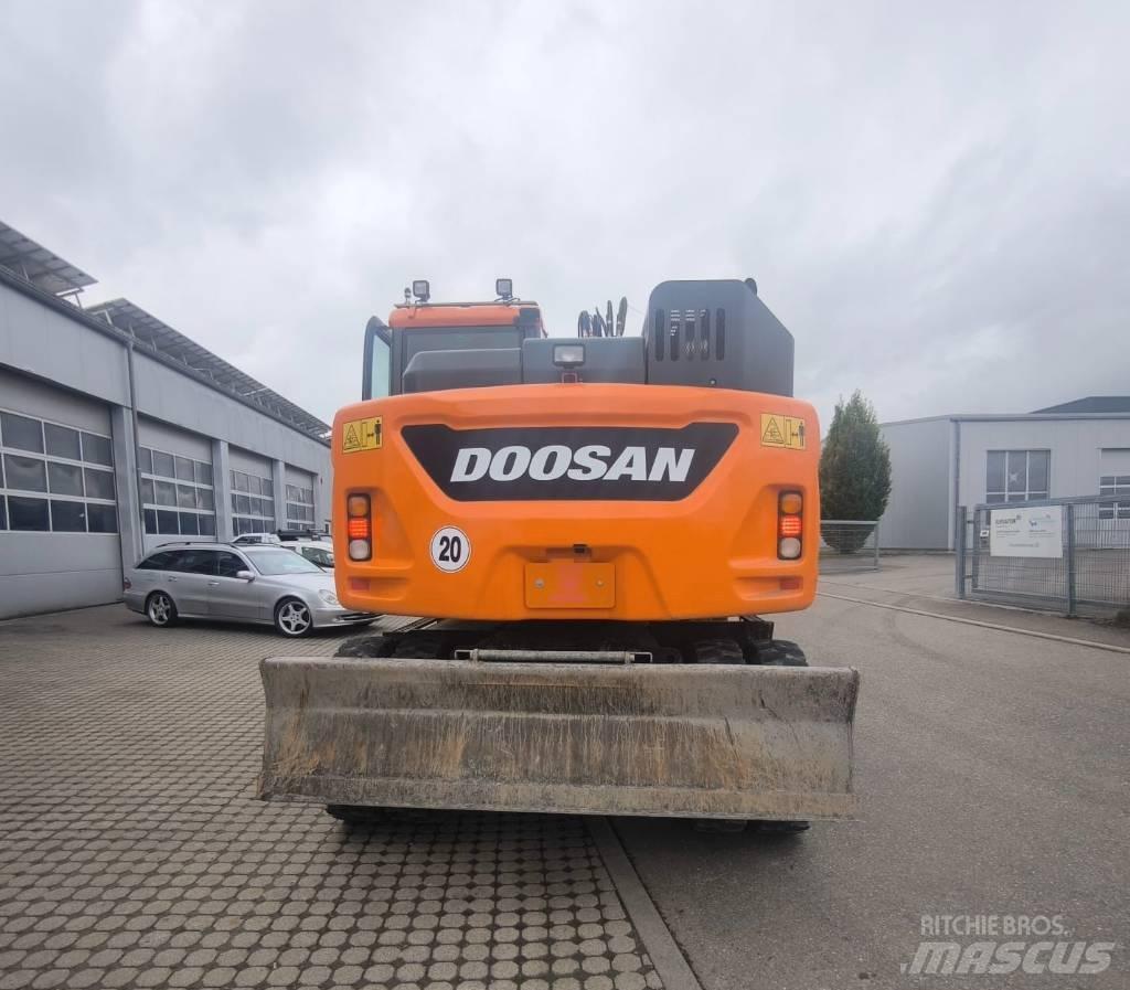 Doosan DX 165 W Gravemaskiner på hjul