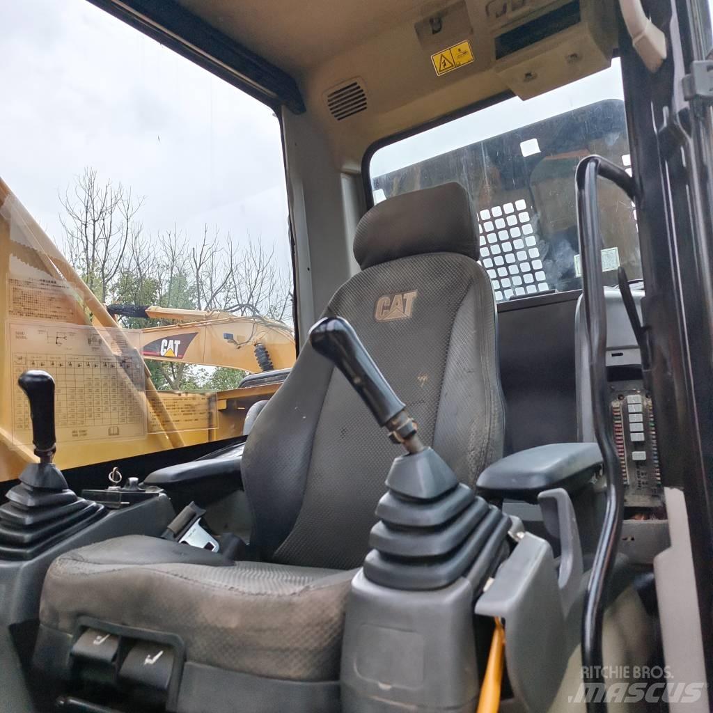 CAT 320 D Gravemaskiner på larvebånd
