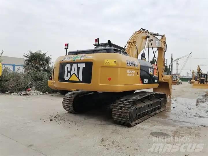 CAT CAT325 Gravemaskiner på larvebånd