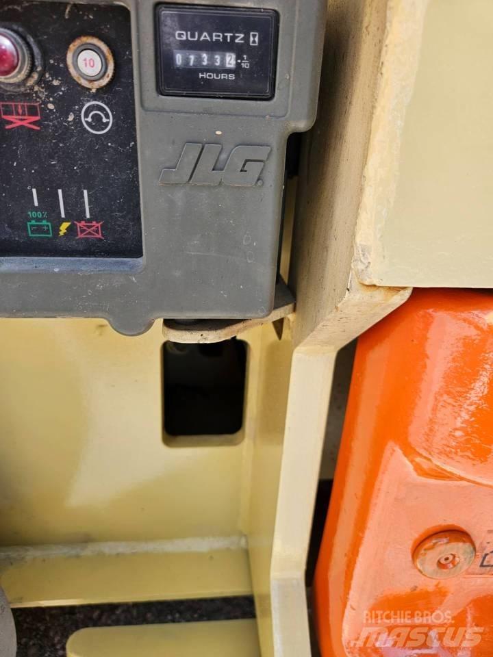 JLG 2630 ES Saxlifte