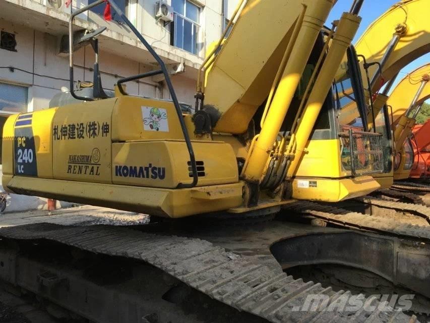 Komatsu PC 240-7 Gravemaskiner på larvebånd