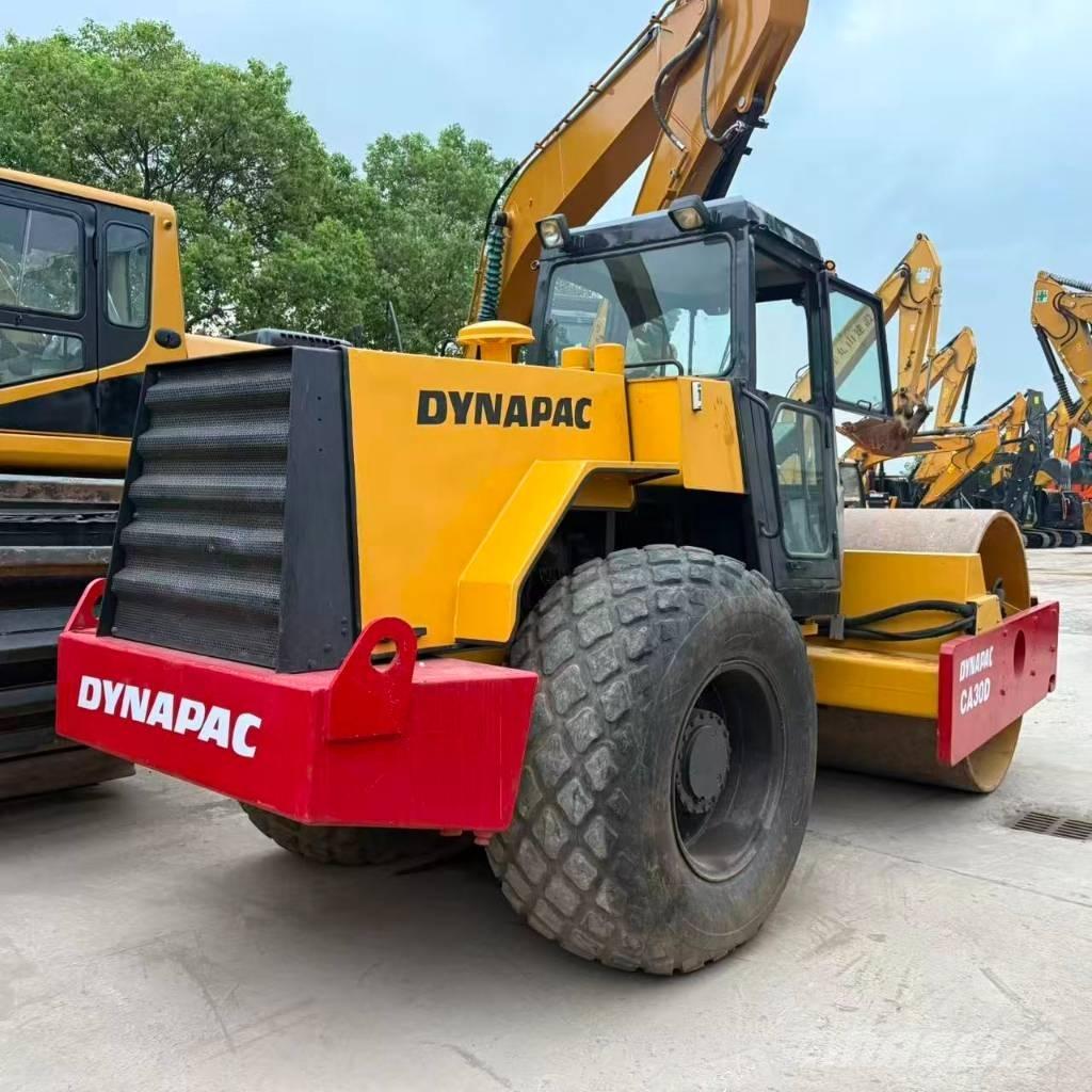 Dynapac CA 30 D Enkelt tromle