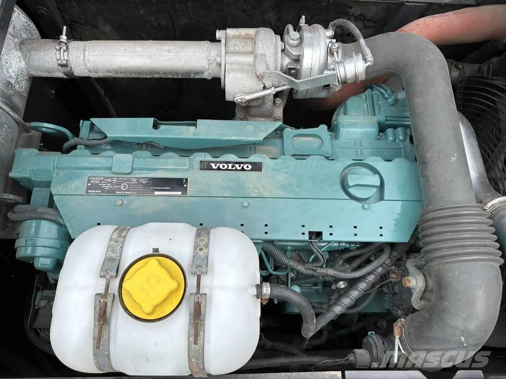 Volvo EC210D Gravemaskiner på larvebånd