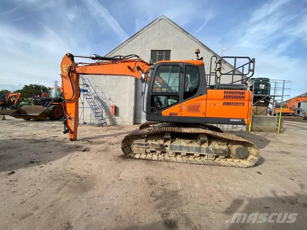 Doosan DX 160 LC Gravemaskiner på larvebånd