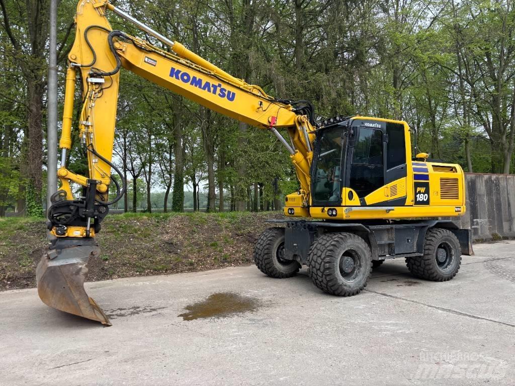 Komatsu PW180-11 Gravemaskiner på hjul