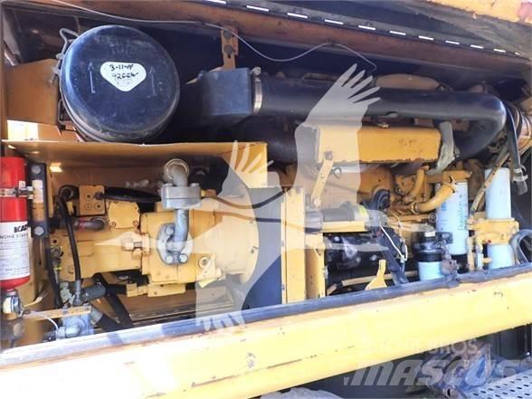 CAT M320 Gravemaskiner på hjul