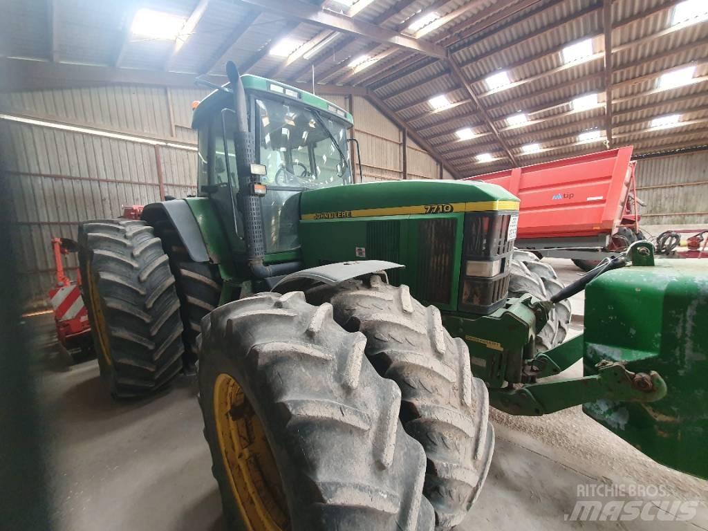 John Deere 7710 Traktorer