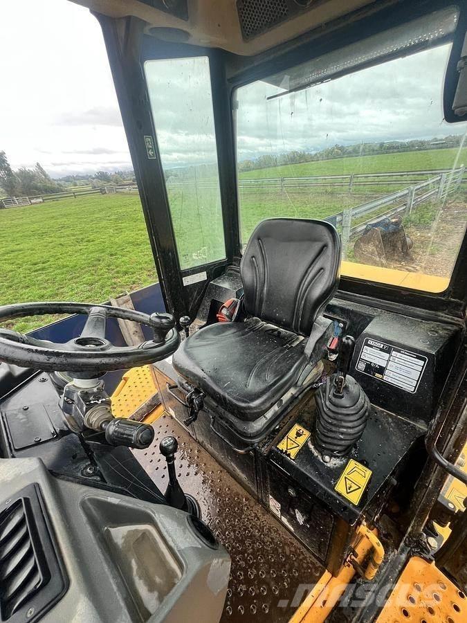 JCB 6T-3 Dumpere