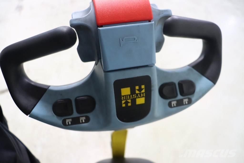 Hyster S1.2-4028 Gaffelstabler med gående fører