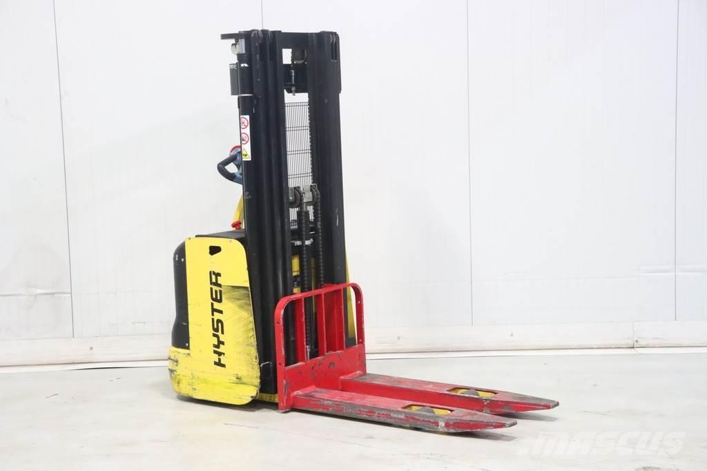 Hyster S1.2-4028 Gaffelstabler med gående fører
